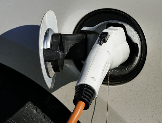 Die Zukunft der Energie: Photovoltaik und Elektroautos Hand in Hand